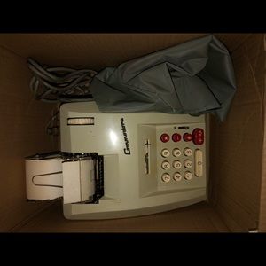Commodore vintage 9/9 adding machine